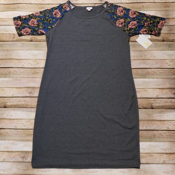 LuLaRoe Dresses & Skirts - NWT Lularoe Julia dress